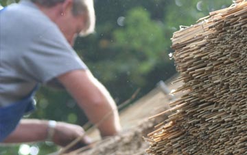 professional Bradley Mount thatchers